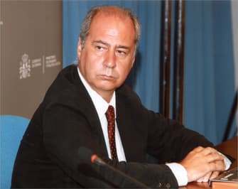 Emilio Martínez de Victoria Muñoz